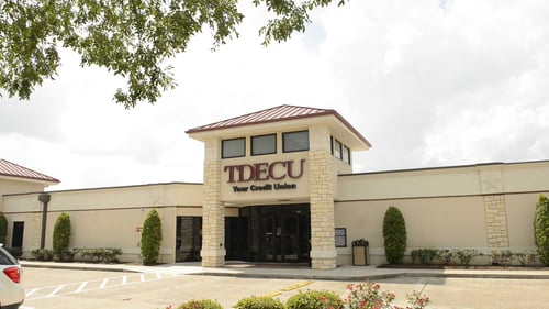 TDECU Lake Jackson Exterior