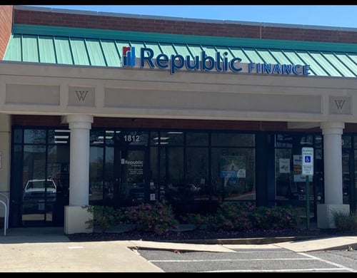 Windsor Square Dr., NC Republic Finance Branch