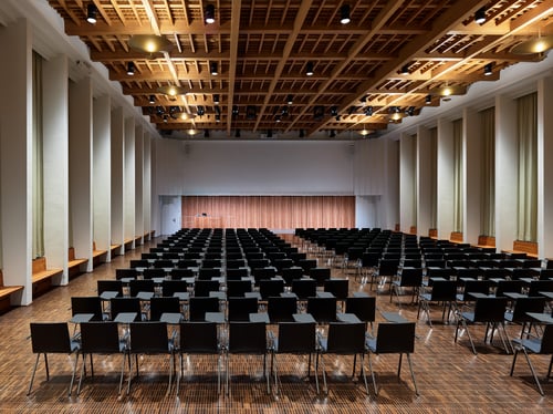 Kollegienhaus Universität Basel - Stapelstuhl Rosconi Blaq