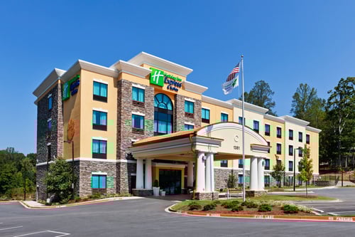 Well maintained hotel, close to Clemson University