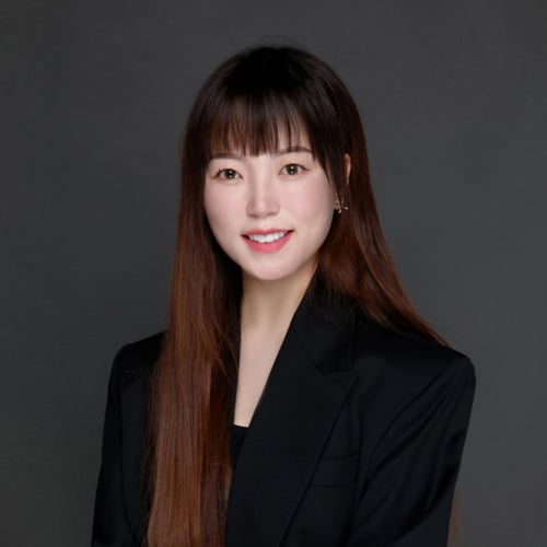 Headshot of Cherry 
liu