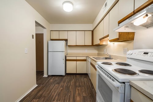 Kitchen at Franklin River Apartments in Southfield, MI 48034