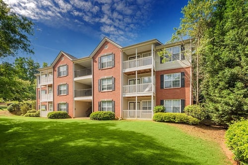 Apartment Complex at Ballantyne Commons of Stockbridge Apartments, Stockbridge