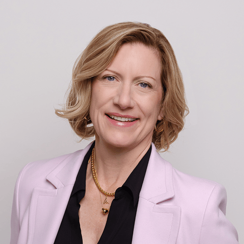 Headshot of Victoria Walzak