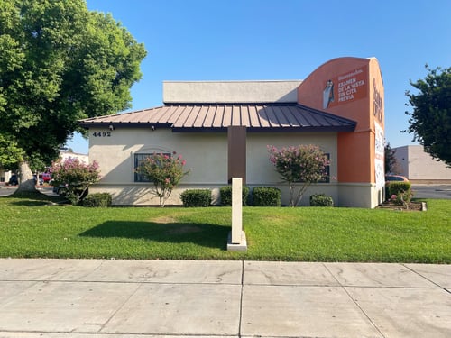 Storefront at Stanton Optical store in Bakersfield, CA 93309