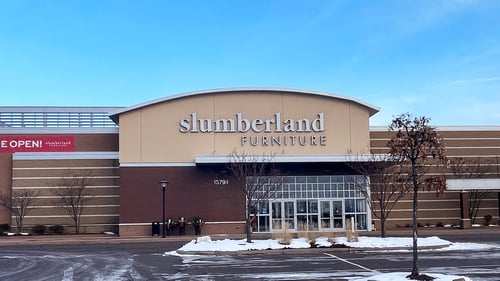 Slumberland Furniture Store in Maple Grove,  MN - Stoirefront Parking Lot View
