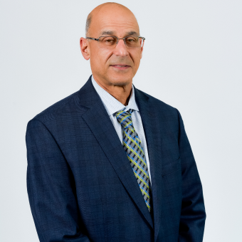 Headshot of Murray Shapiro (BOS)