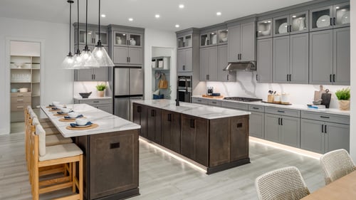 Grand open kitchens with premium finishes and large center islands