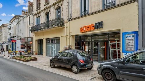 Basic-Fit Marmande Rue Charles de Gaulle - front club outside