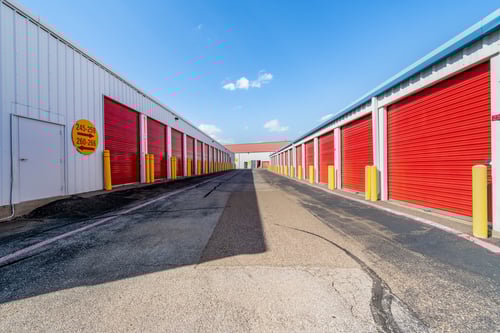 Wide Drive Aisles for drive-up self storage in Amarillo, TX
