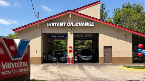 Valvoline Instant Oil Change storefront