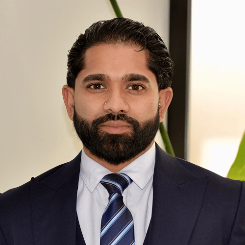 Headshot of Varan Sridhar