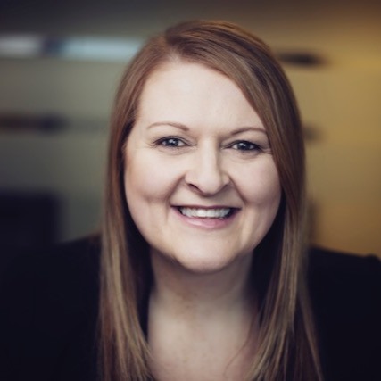 Headshot of Edyta Deering