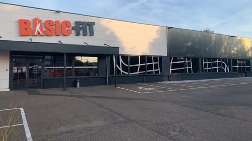 Basic-Fit Waremme Rue de Huy 24/7 - front club outside
