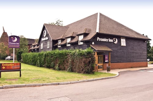Premier Inn Tonbridge North hotel exterior