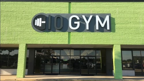 The front of 10Gym Norman on 2255 W Main St