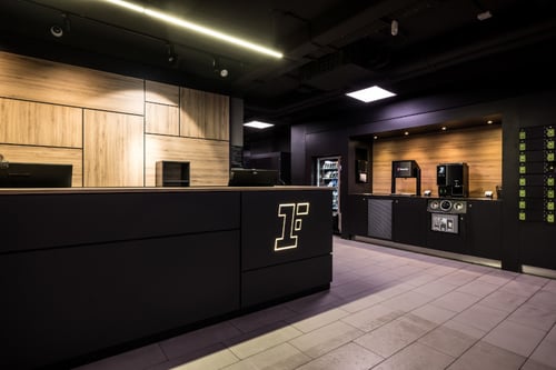 Fitness First Hamburg Harburg Hafen - Empfang