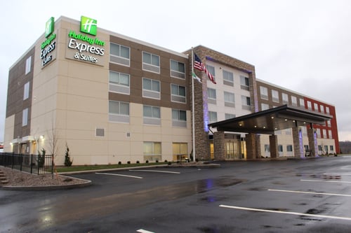 Welcome to the Holiday Inn Express & Suites in Marietta, OH