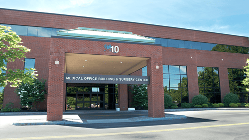 Exterior image of Rochester Regional Health Linden Oaks Medical Campus which houses the Dermatology Clinic and Mohs Surgery Center