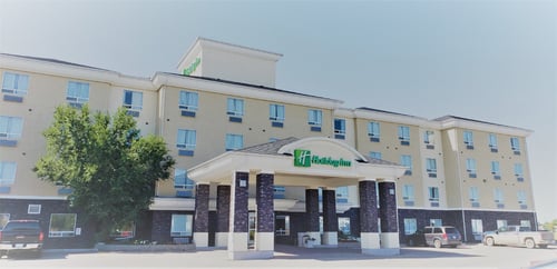 welcome to Holiday Inn $ Suites