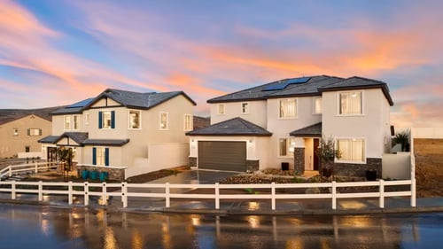 Street view of model homes in Linden at Alberhill Ranch by Pulte Homes in Lake Elsinore, CA.