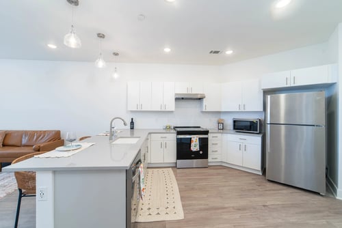 kitchen at Lansing City View Apartments in Lansing, MI 48933