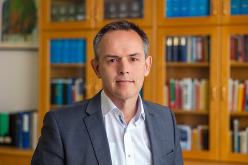 Mag. Reinhard Olsacher