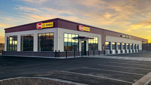 925 - Les Schwab Tire Center - Rock Springs, WY