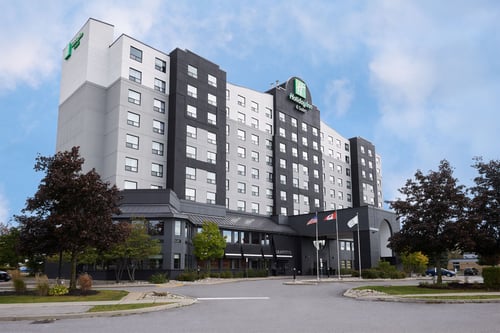 Newly Renovated Holiday Inn & Suites Ottawa Kanata Hotel