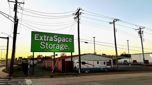 Extra Space Storage