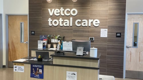 Vetco Total Care  Check-in Desk