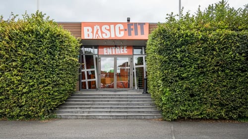 Basic-Fit Braine l’Alleud Victor Hugo 24/7 - front club outside