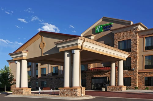 Holiday Inn Express and Suites Hotel in Longmont, CO. Stay Smart