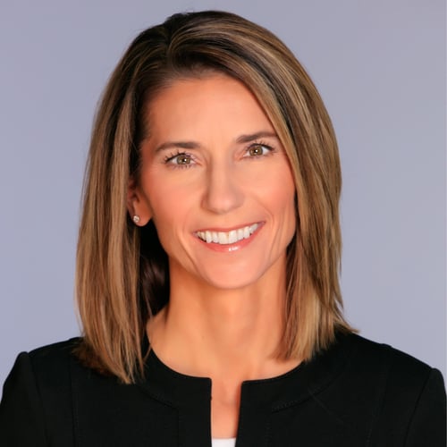 Amy Best Headshot Image