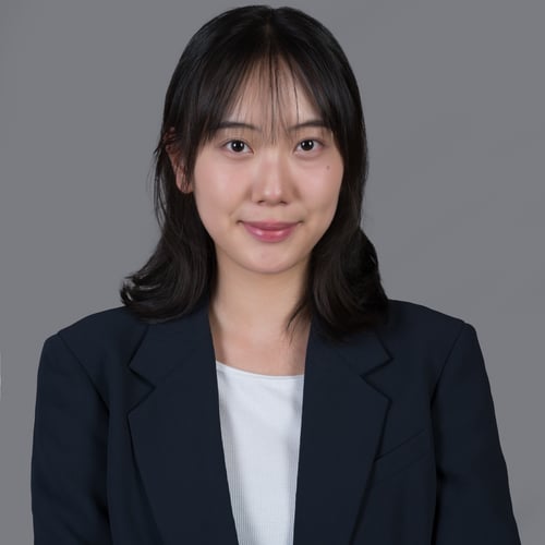 Headshot of Grace Lee