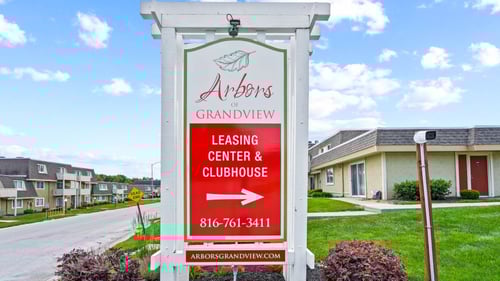 Arbors of Grandview leasing