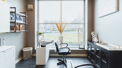 Voted Best Salon Suite Rentals for Sola Salon Suites in Columbus, OH