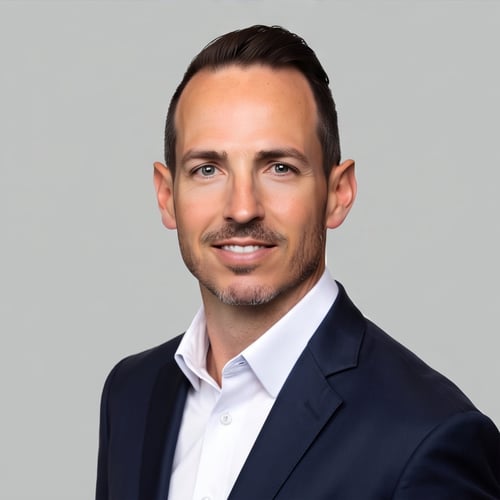 Headshot of Michael Vagianos, a wealth advisor at Chase