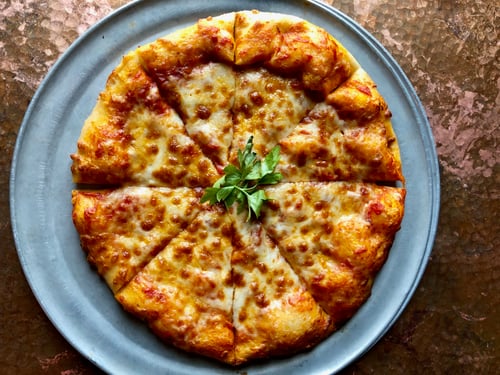 ORIGINAL PIZZA, Marinara sauce, mozzarella, Parmesan, oregano