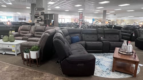 Thief River Falls Slumberland Furniture interior
