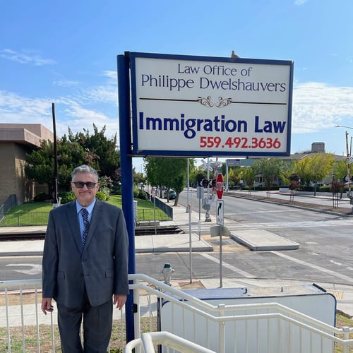 Philippe Dwelshauvers, A Law Corporation - Oficinas legales de Philippe Dwelshauvers, A Law Corporation