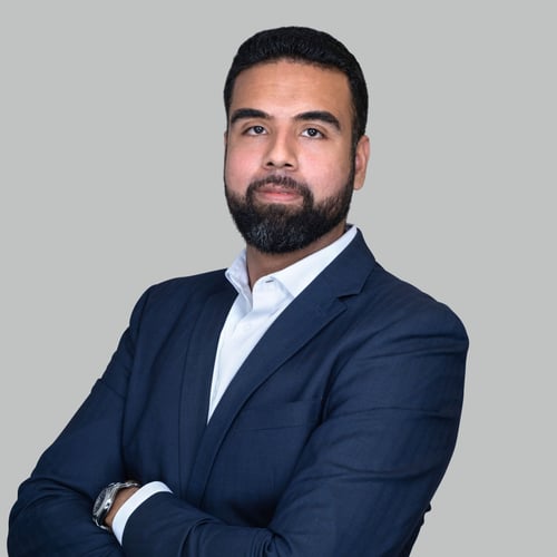Adrian Cladera Advisor Headshot image
