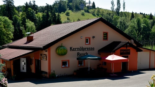 Kernölpresse Bernd Resch 8463 Außenansicht