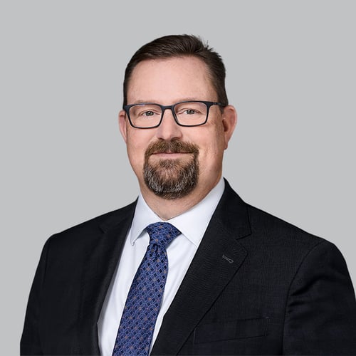 Headshot of Erik R. Anderson, a wealth advisor at Chase