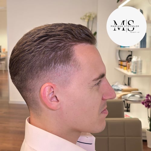 Herrenschnitt Business Casual - Mariana Strickler Hairstylist Basel