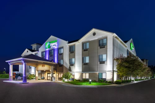 Welcome to the Holiday Inn Express & Suites Belleville!
