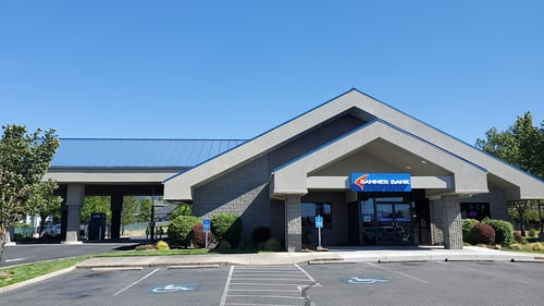 Banner Bank branch on Williams Highway in Grants Pass, Oregon.