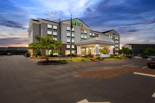 Welcome to your home away from home in beautiful North Ocean City