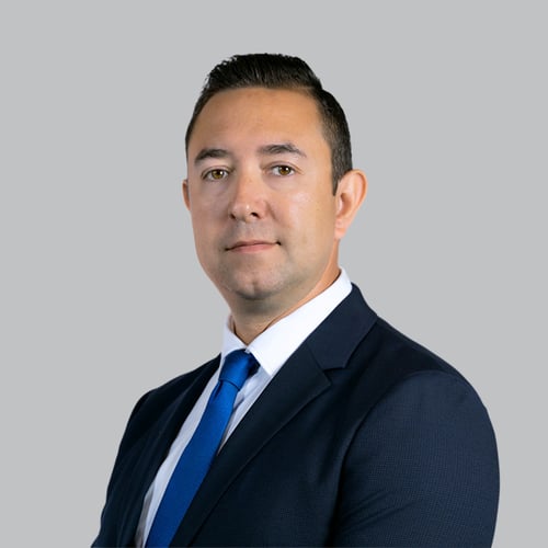 Headshot of Pavel Kreychman, a wealth advisor at Chase