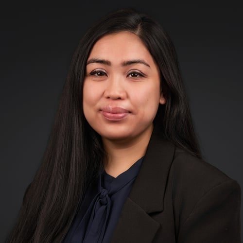 Pamela Santos headshot